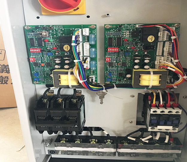 輸出電壓調(diào)整